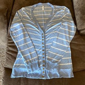 Zenana snap cardigan, size large, light blue and white stripe
